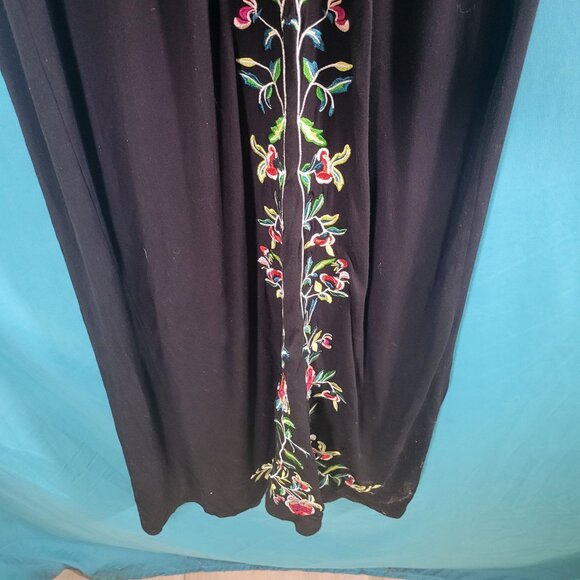 Chelsea & Theodore Black Embroidered Maxi Dress Medium - Picture 5 of 11